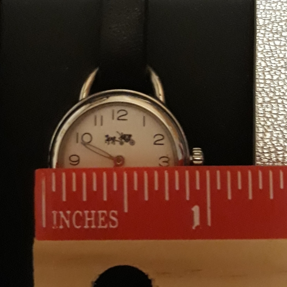Coach Watch (3 watchband set ) - Picture 9 of 9
